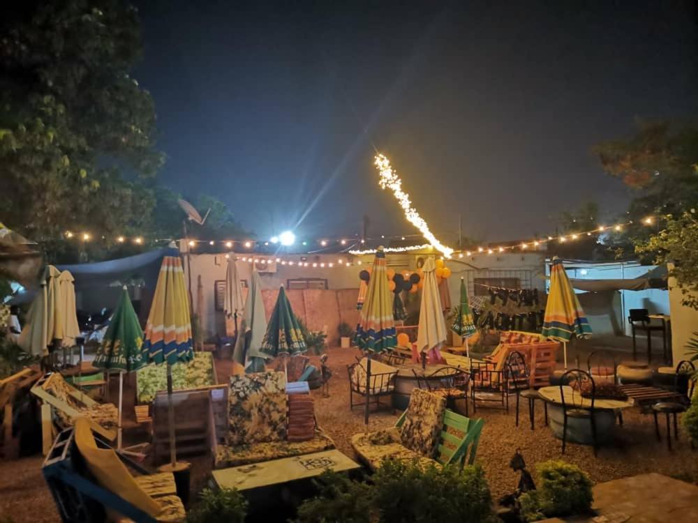Villa Tenko Уагадугу Екстериор снимка