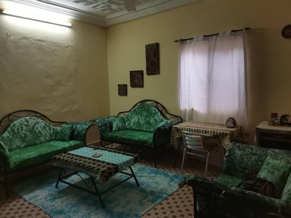 Villa Tenko Уагадугу Екстериор снимка