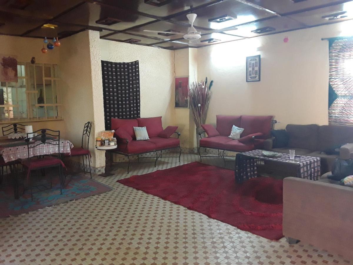 Villa Tenko Уагадугу Екстериор снимка